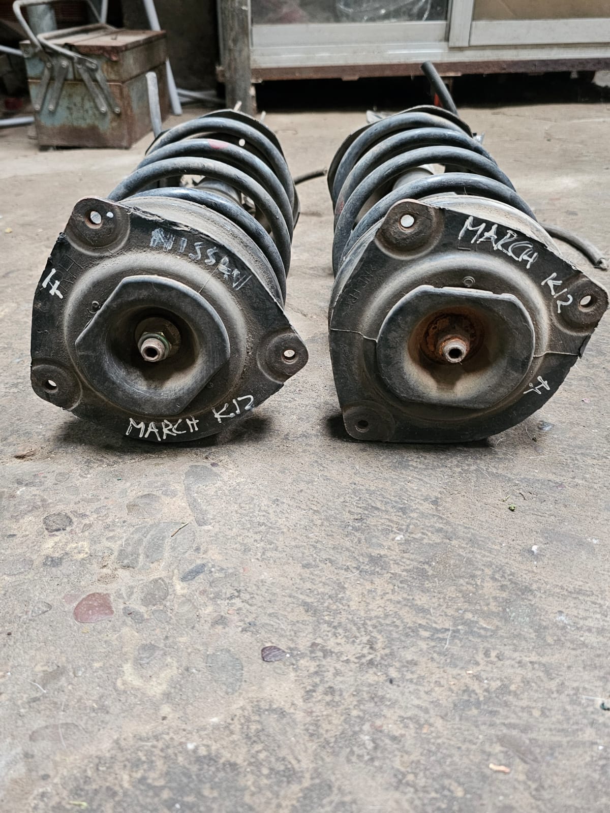 Suspension March K12 LH Delantero