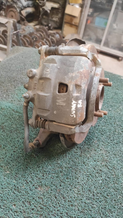 Macero Delantero RH Nissan Sunny,AD