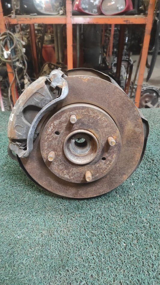 Macero Delantero RH Nissan Sunny,AD