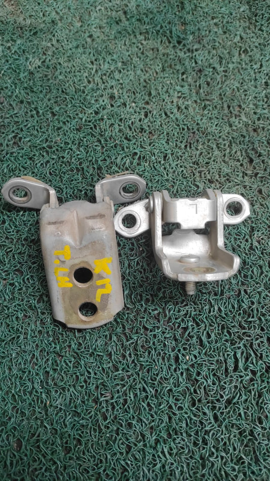 Visagras de puertas traseras Lh Nissan march K12