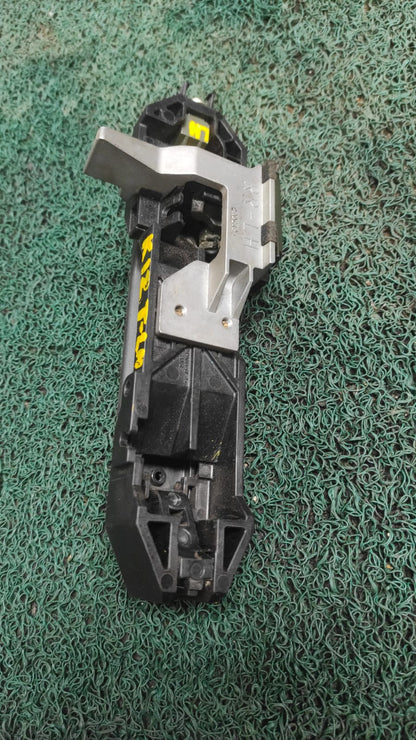 Jalador externo trasero Lh Nissan march K12