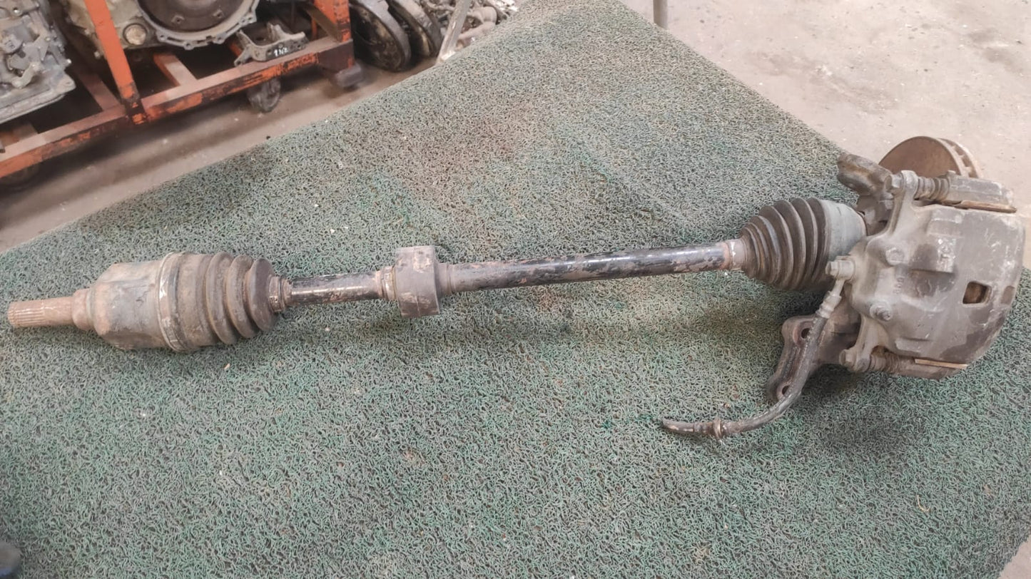 Par Macero Delantero Nissan Sunny con palier