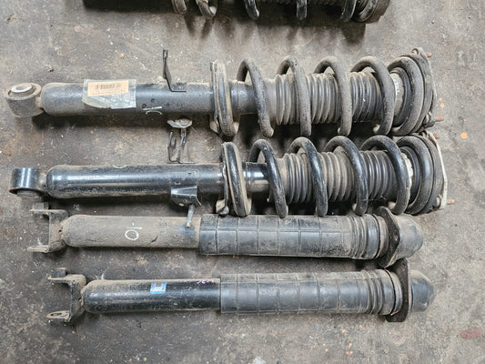 Suspension Nissan V36 juego