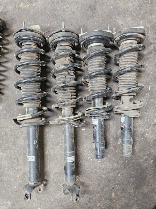 Suspension Nissan V37 juego