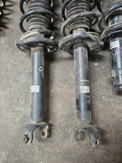Suspension Nissan V37 juego