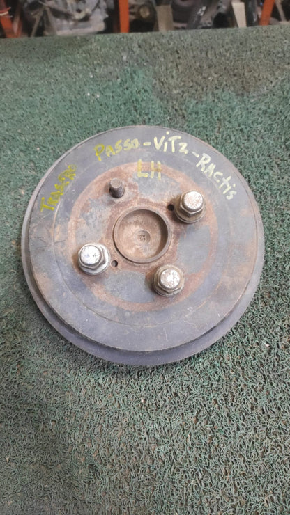 Macero Trasero LH Toyota Vitz,Passo,Ractis 2004