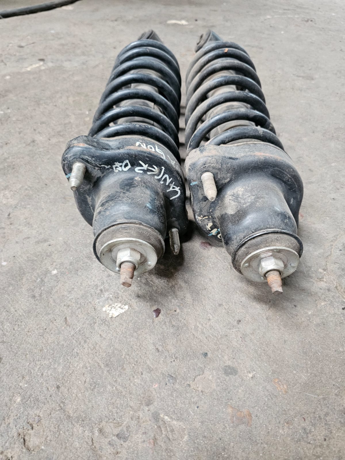 Suspension Lancer Wagon R trasera